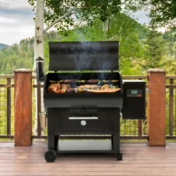 Traeger Century 885 SANTOS Special Edition Inkl. Zubehör -Gasgrills Verkaufsgeschäft 82e81b22f334c46f7bf43437c3f37537