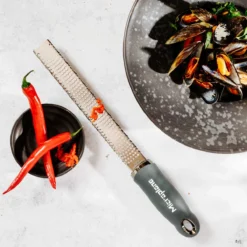 Microplane Premium Reibe / Zester, Anthrazit Grau 7 Microplane Premium Reibe / Zester, Anthrazit Grau -Gasgrills Verkaufsgeschäft microplane premium reibe zester anthrazit grau a342255e8a876e7cc310a1db149e7b2d