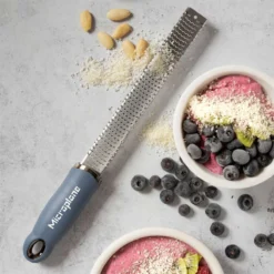 Microplane Premium Reibe / Zester, Denim Blau -Gasgrills Verkaufsgeschäft microplane premium reibe zester denim blau 1714eb4cd64ed159e04c5eb340e4c3f1