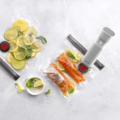 ZWILLING FRESH & SAVE Vakuumpumpe Mit Ladekappe, Weiß -Gasgrills Verkaufsgeschäft zwilling fresh save vakuumpumpe mit ladekappe weiss e090ce305cf08d64ef4049c880c97261